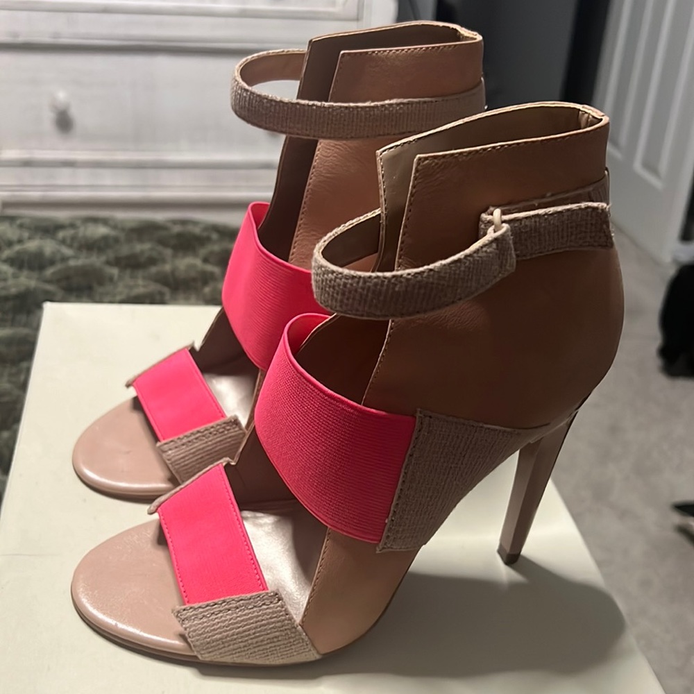 Sizzling hot pink heels